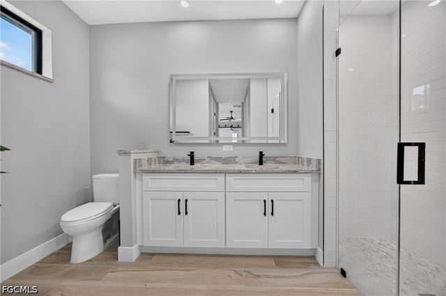 4700 NW 38th AVE, Cape Coral, FL 33993