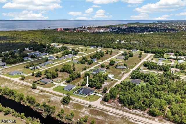 4700 NW 38th AVE, Cape Coral, FL 33993