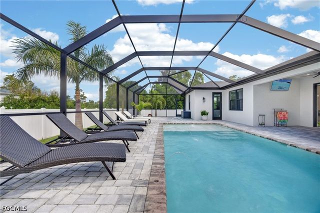 4700 NW 38th AVE, Cape Coral, FL 33993