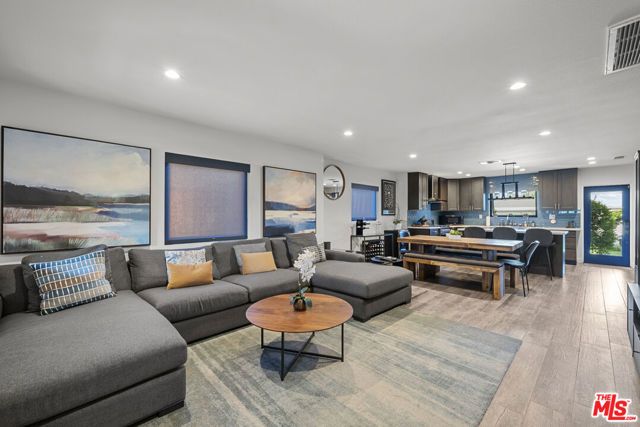 2724 S Harcourt Avenue, Los Angeles, CA 90016
