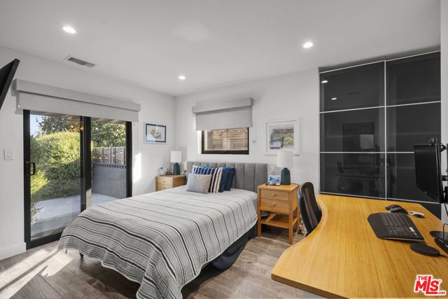 2724 S Harcourt Avenue, Los Angeles, CA 90016