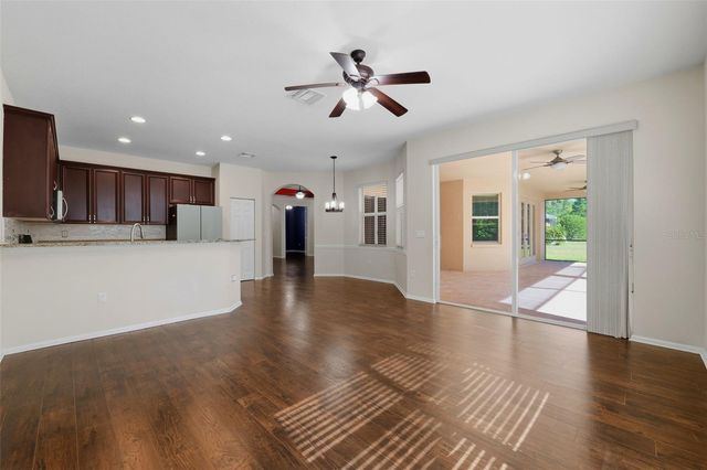 8724 PRESTON WOODS COURT, Land O Lakes, FL 34638