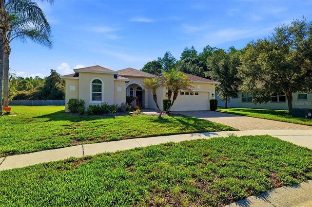 8724 PRESTON WOODS COURT, Land O Lakes, FL 34638