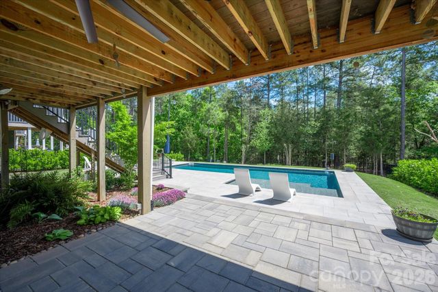 171 Sweet Briar Drive, Fort Mill, SC 29707