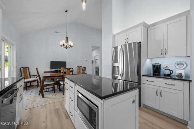 1403 Seafarer Drive, Oriental, NC 28571