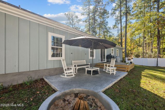 1403 Seafarer Drive, Oriental, NC 28571