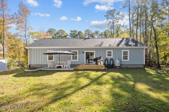1403 Seafarer Drive, Oriental, NC 28571