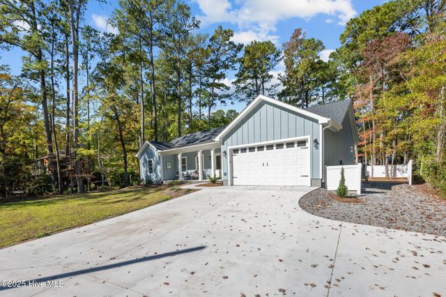 1403 Seafarer Drive, Oriental, NC 28571