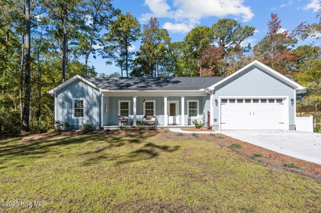 1403 Seafarer Drive, Oriental, NC 28571