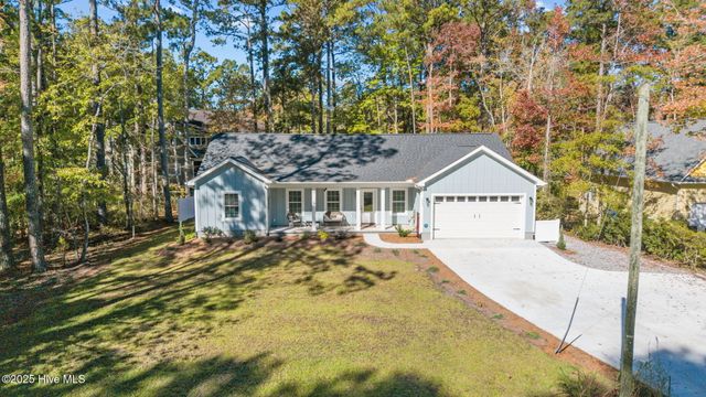 1403 Seafarer Drive, Oriental, NC 28571