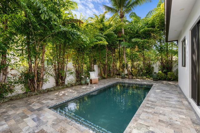 764 Lake Trail, Delray Beach, FL 33483