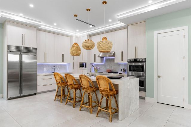 764 Lake Trail, Delray Beach, FL 33483