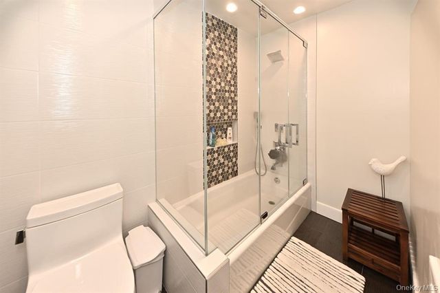 1 Miriam Lane, Monsey, NY 10952