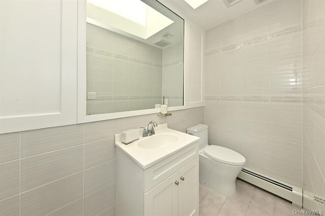 1 Miriam Lane, Monsey, NY 10952