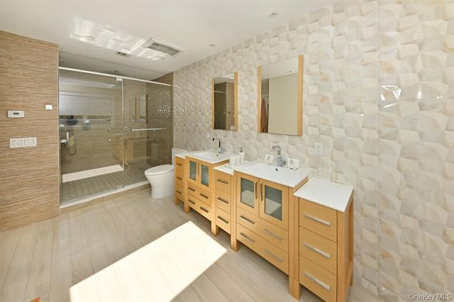 1 Miriam Lane, Monsey, NY 10952