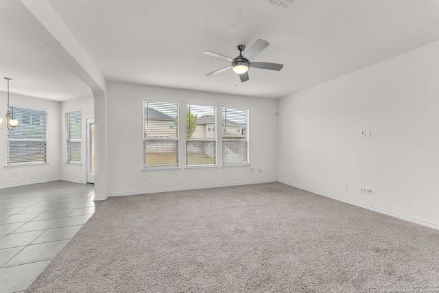 412 Deer Crest Dr, New Braunfels, TX 78130