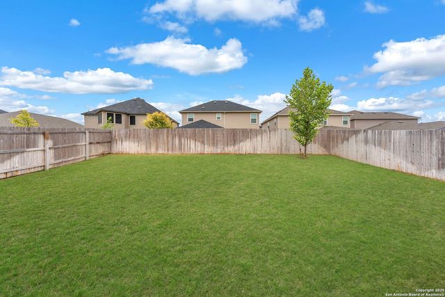 412 Deer Crest Dr, New Braunfels, TX 78130