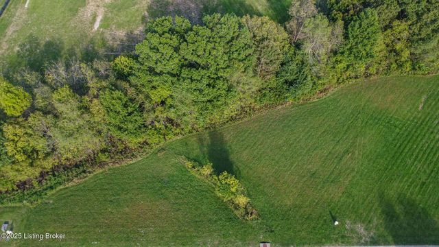 28 Chelsey Park Dr, Fisherville, KY 40023