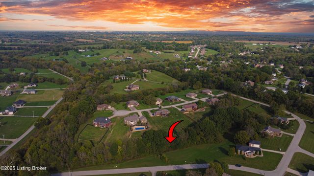 28 Chelsey Park Dr, Fisherville, KY 40023