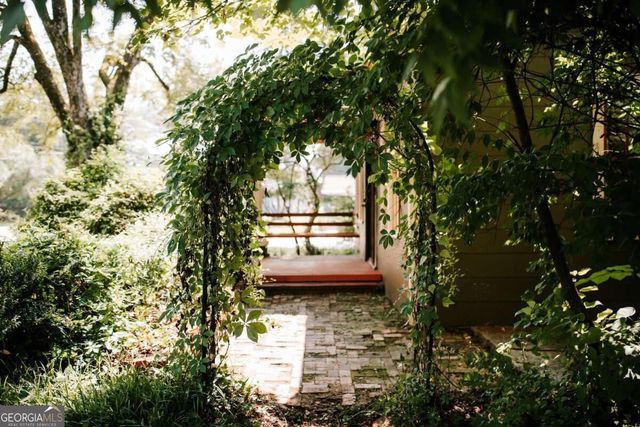 500 Gaines School Road, Athens, GA 30605