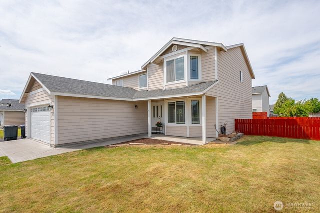 510 Trout Avenue NE, Moses Lake, WA 98837