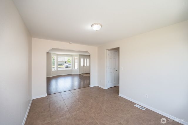 510 Trout Avenue NE, Moses Lake, WA 98837