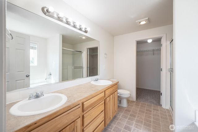 510 Trout Avenue NE, Moses Lake, WA 98837