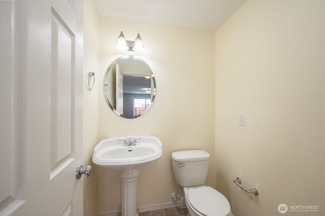 510 Trout Avenue NE, Moses Lake, WA 98837