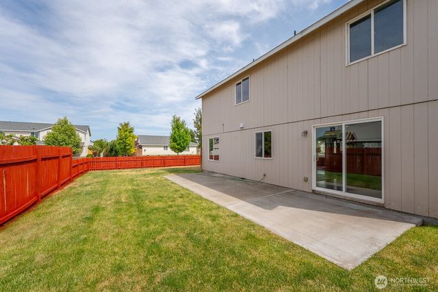 510 Trout Avenue NE, Moses Lake, WA 98837