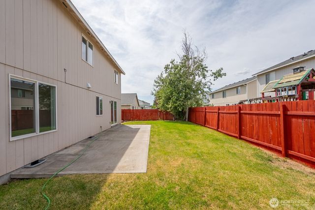 510 Trout Avenue NE, Moses Lake, WA 98837