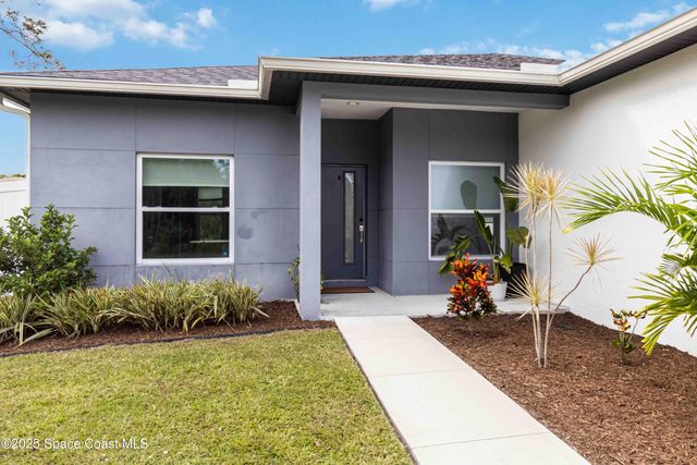 2840 Fontainebleau Avenue SE, Palm Bay, FL 32909