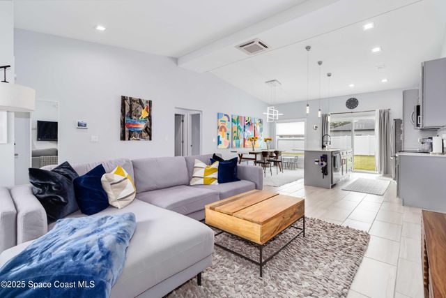 2840 Fontainebleau Avenue SE, Palm Bay, FL 32909