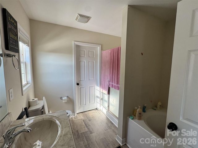 4913 Celia Creek Road, Lenoir, NC 28645