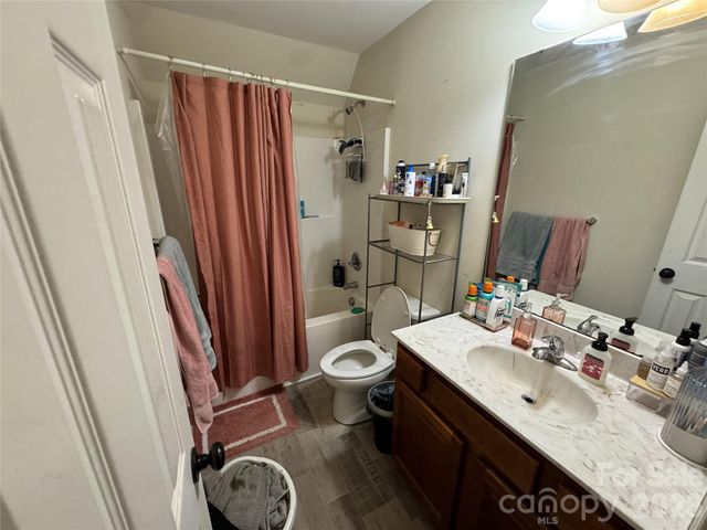 4913 Celia Creek Road, Lenoir, NC 28645