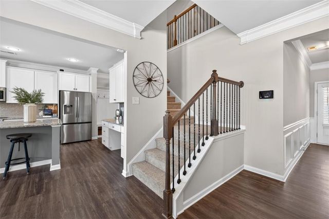 321 Eagles Bluff Way, Hoschton, GA 30548