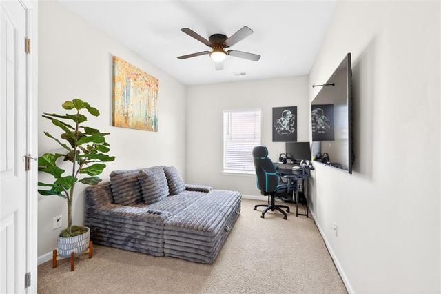 321 Eagles Bluff Way, Hoschton, GA 30548