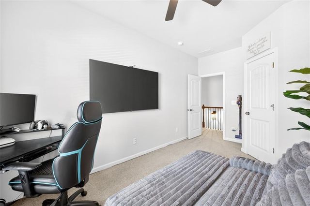 321 Eagles Bluff Way, Hoschton, GA 30548