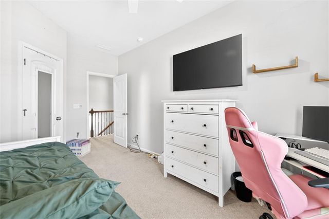 321 Eagles Bluff Way, Hoschton, GA 30548