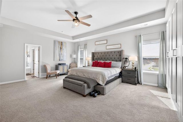 321 Eagles Bluff Way, Hoschton, GA 30548