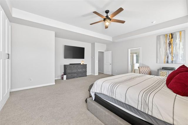 321 Eagles Bluff Way, Hoschton, GA 30548