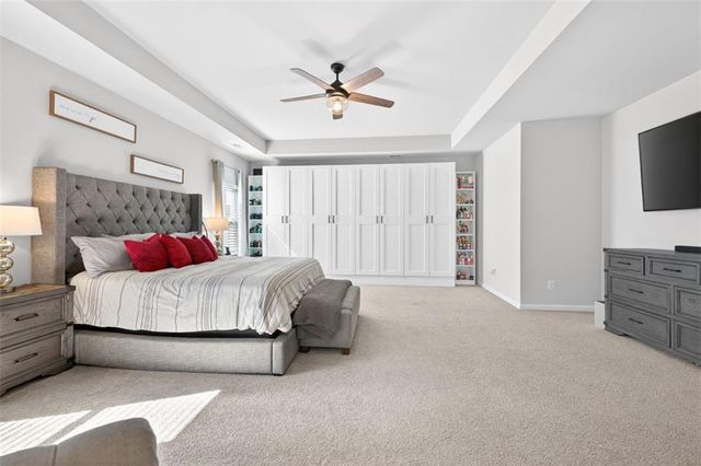 321 Eagles Bluff Way, Hoschton, GA 30548