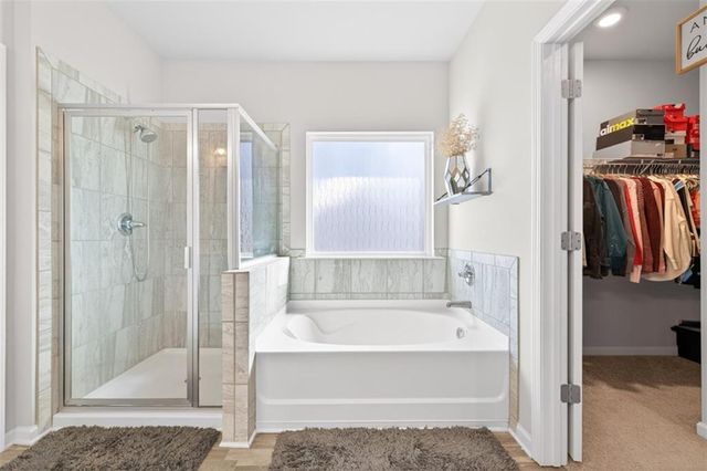 321 Eagles Bluff Way, Hoschton, GA 30548