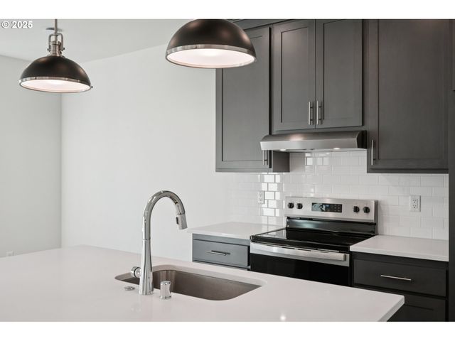 1735 Nw 18TH Way, Battle Ground, WA 98604