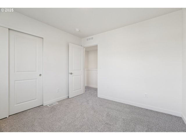 1735 Nw 18TH Way, Battle Ground, WA 98604