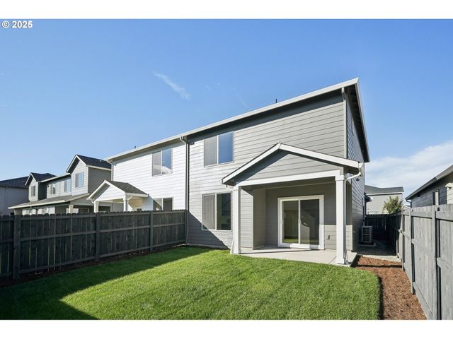 1735 Nw 18TH Way, Battle Ground, WA 98604