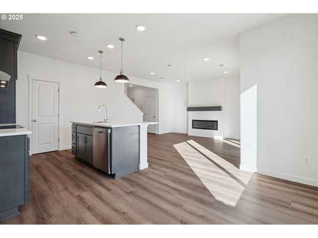 1735 Nw 18TH Way, Battle Ground, WA 98604