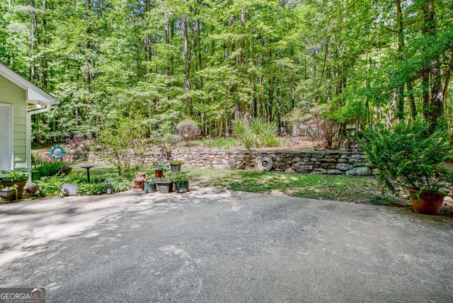 175 Ashley Creek Drive, Newnan, GA 30263
