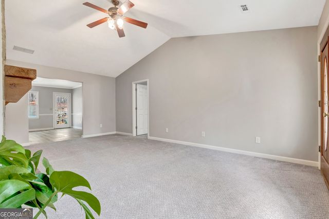 175 Ashley Creek Drive, Newnan, GA 30263