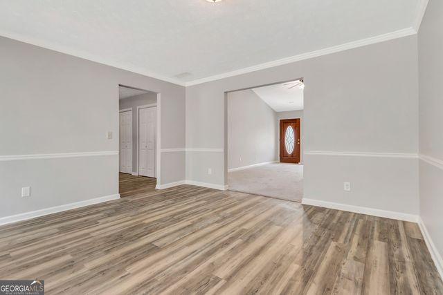 175 Ashley Creek Drive, Newnan, GA 30263