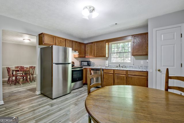 175 Ashley Creek Drive, Newnan, GA 30263